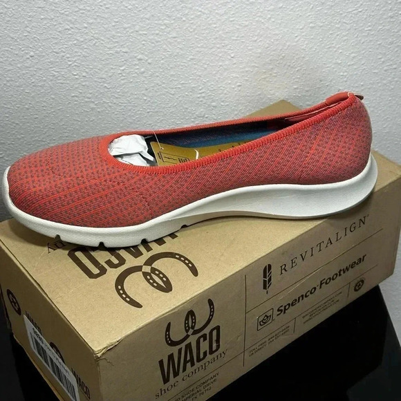 Daily Stretch Batik - Picture 3 of 3